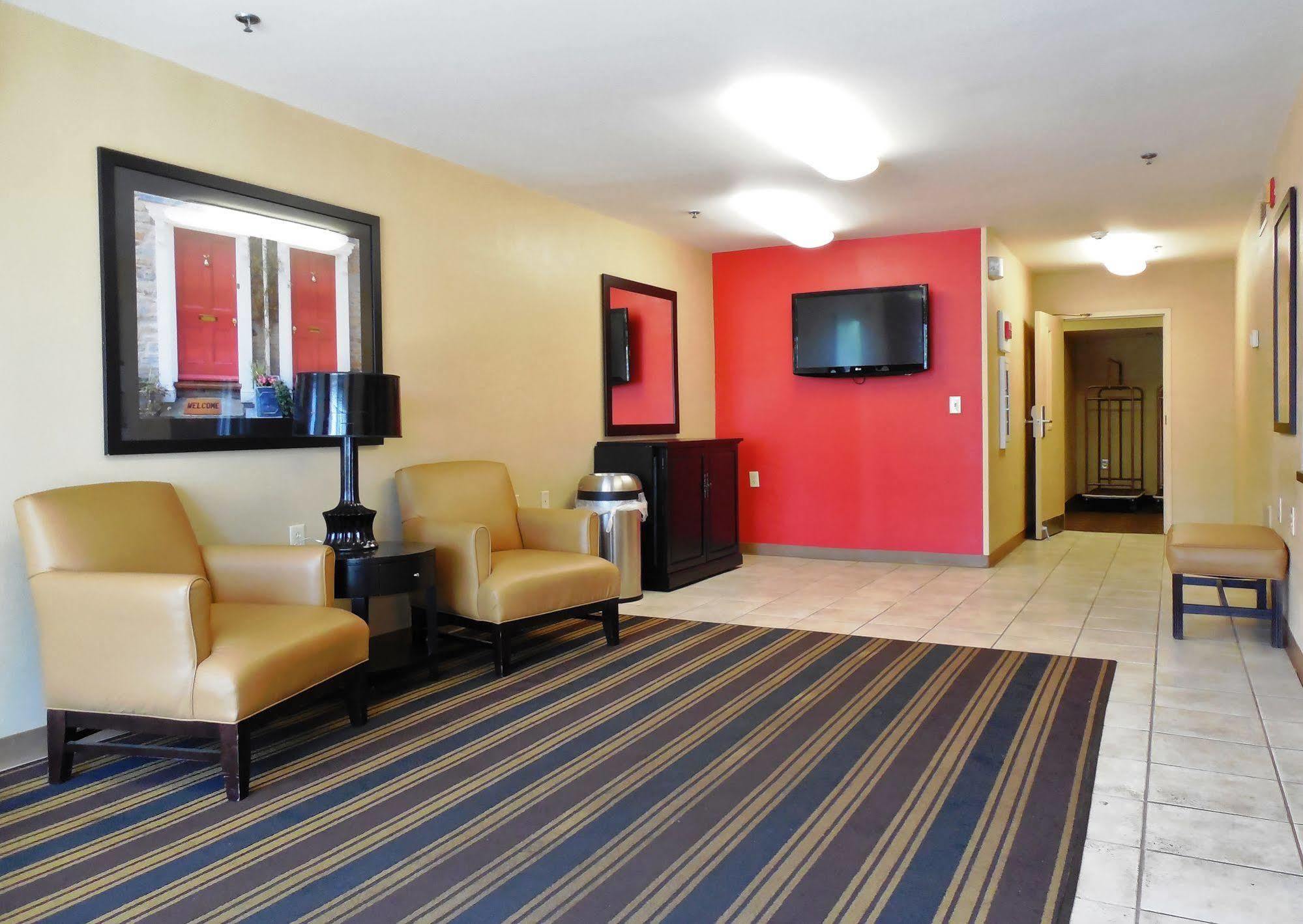 Extended Stay America Suites - Chicago - O'Hare - Allstate Arena Дес-Плейнс Экстерьер фото